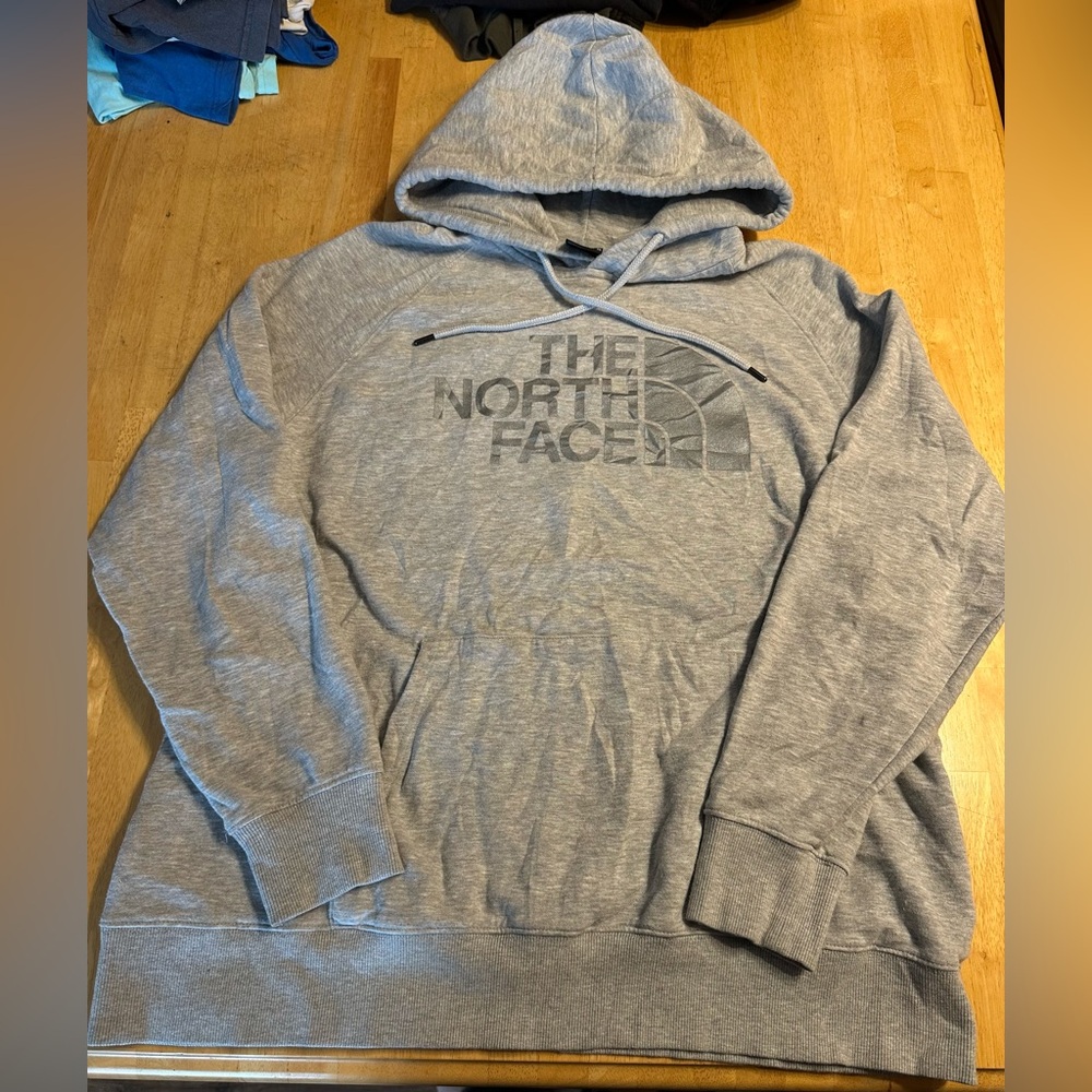 The North Face Hoodie Woman’s XL Grey Pockets Drawstring TNF Shiny Logo New